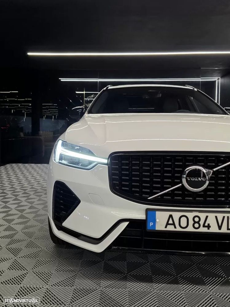Volvo XC 60 2.0 T6 PHEV R-Design AWD - 11
