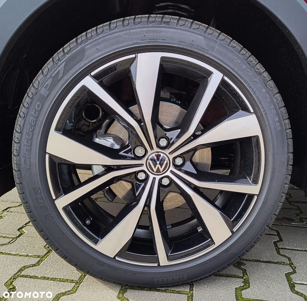 Volkswagen T-Cross - 25