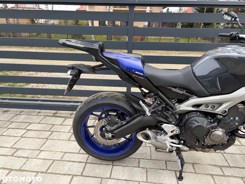 Yamaha MT - 24