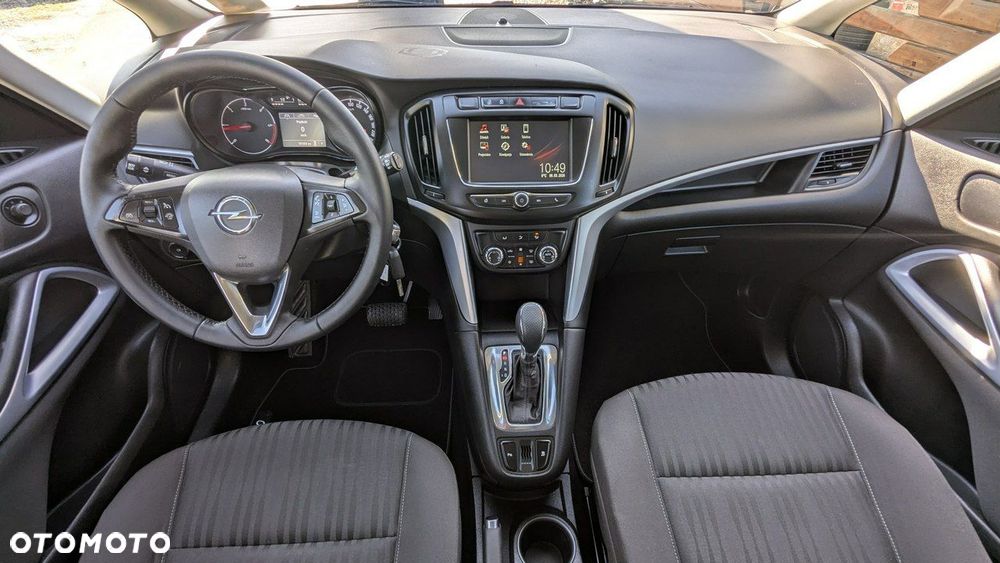 Opel Zafira - 24