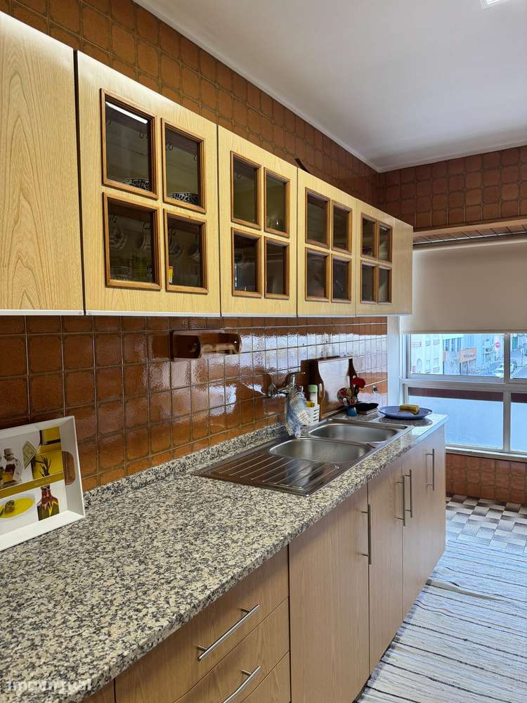 Apartamento de 4 assoalhadas no centro de Lamego (Viseu) - Grande imagem: 3/28