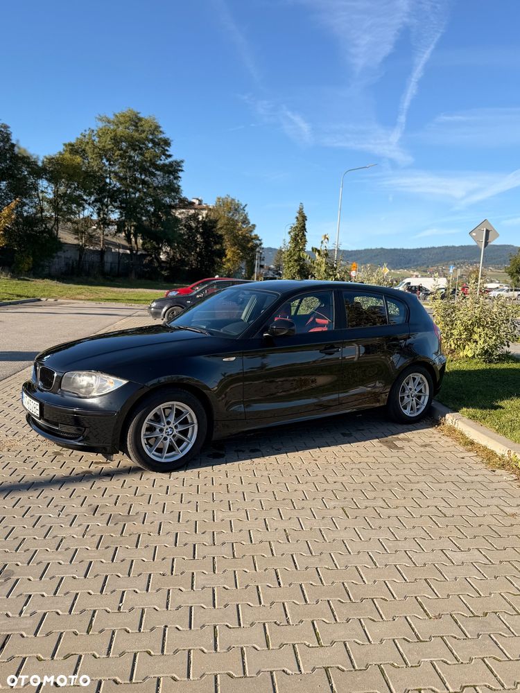 BMW Seria 1 118d DPF - 4