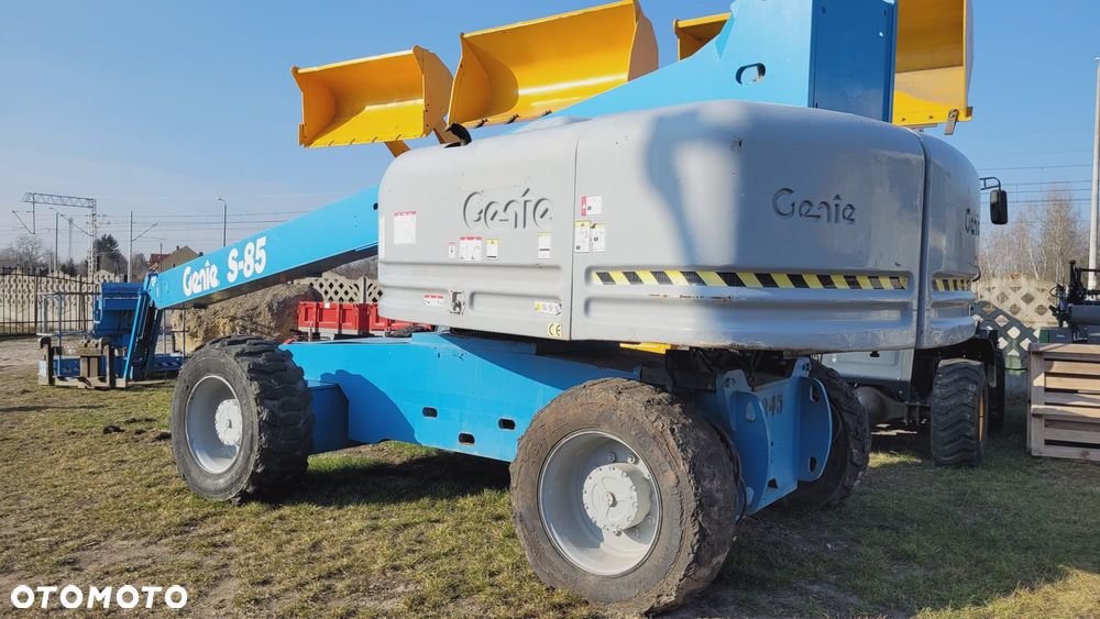 Genie S-85 - 3