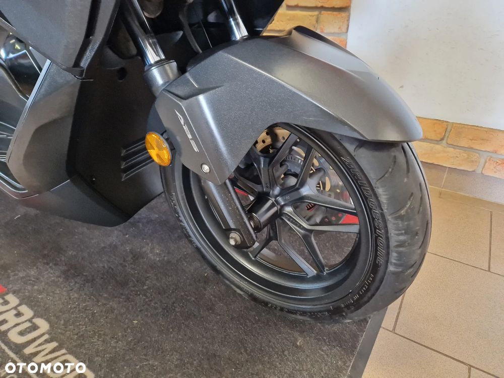 Honda NSS - 32