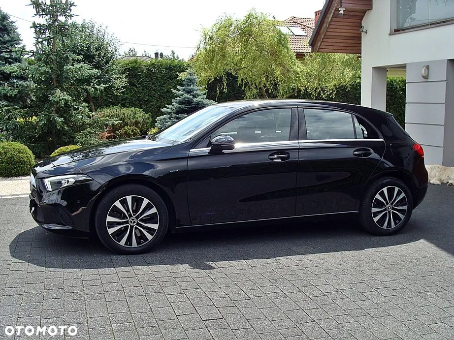 Mercedes-Benz Klasa A 250 e PHEV Progressive 8G-DCT - 9