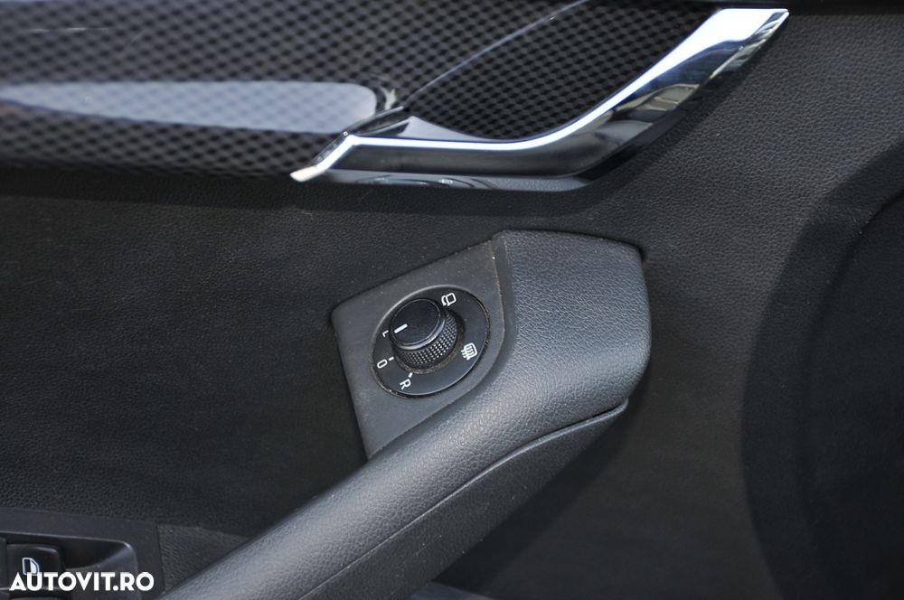 Skoda Octavia 2.0 TDI RS DSG - 19