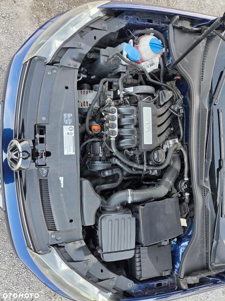 Volkswagen Golf 1.6 Comfortline - 39