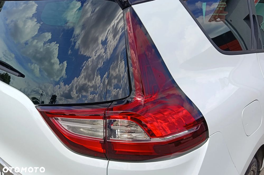 Renault Grand Scenic TCe 140 GPF BLACK EDITION - 15