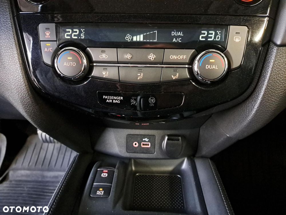 Nissan X-Trail 1.3 DIG-T N-Connecta 2WD DCT - 23