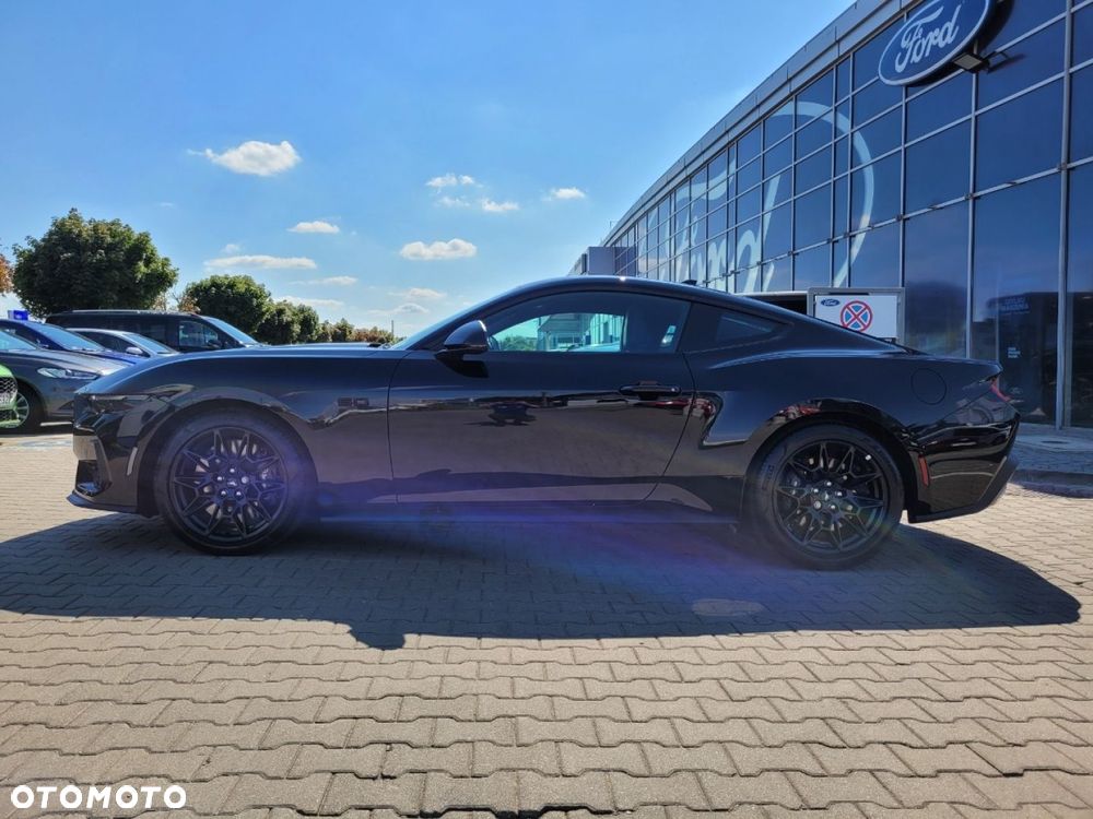 Ford Mustang - 10