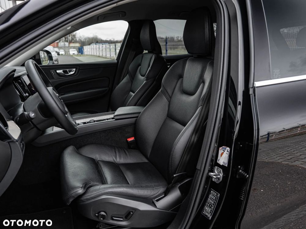 Volvo XC 60 B5 D AWD Geartronic Inscription - 22