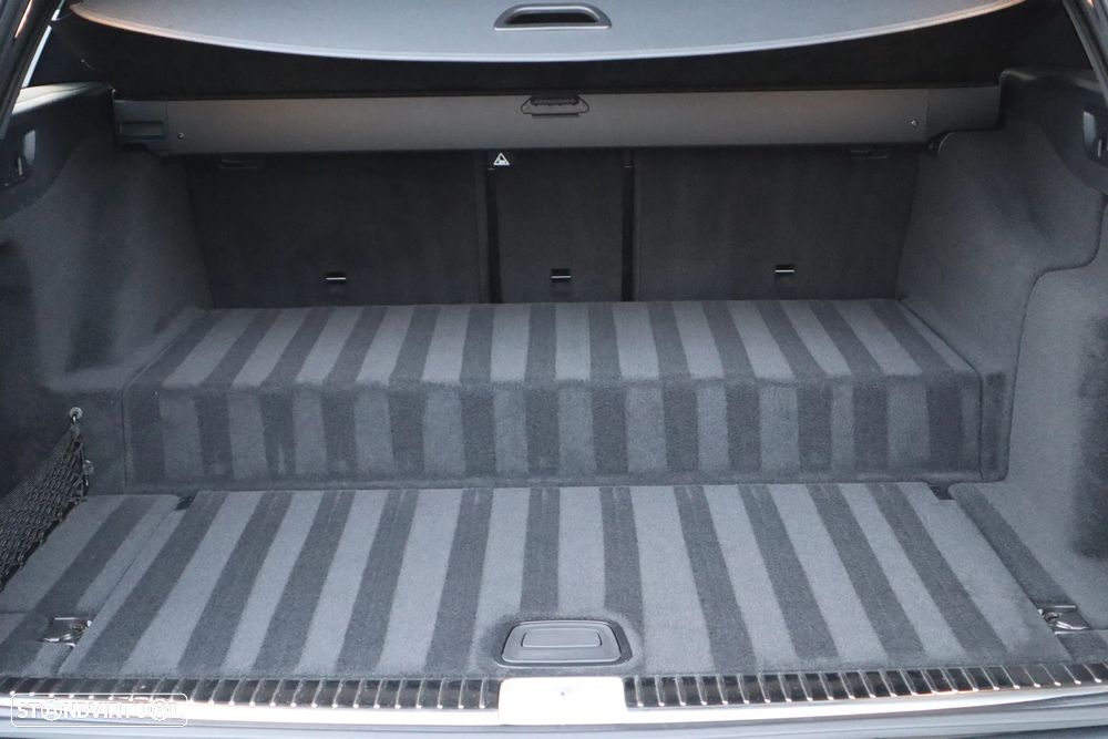 Mercedes-Benz E 300 de 9G-TRONIC AMG Line - 10