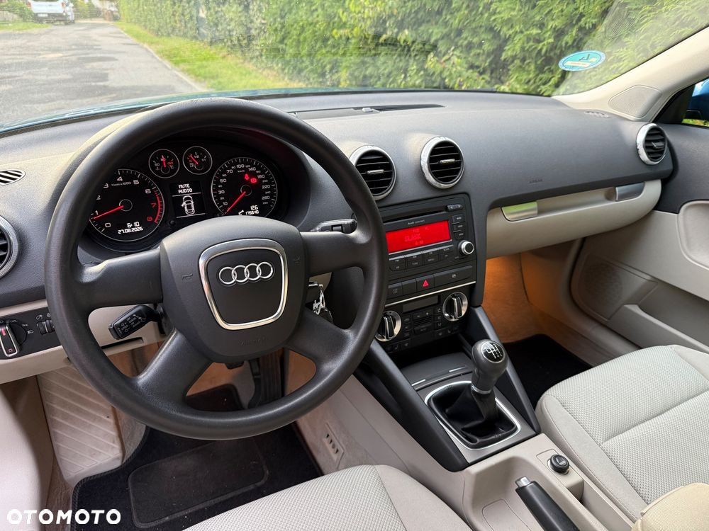 Audi A3 Sportback 1.8 TFSI Attraction - 13