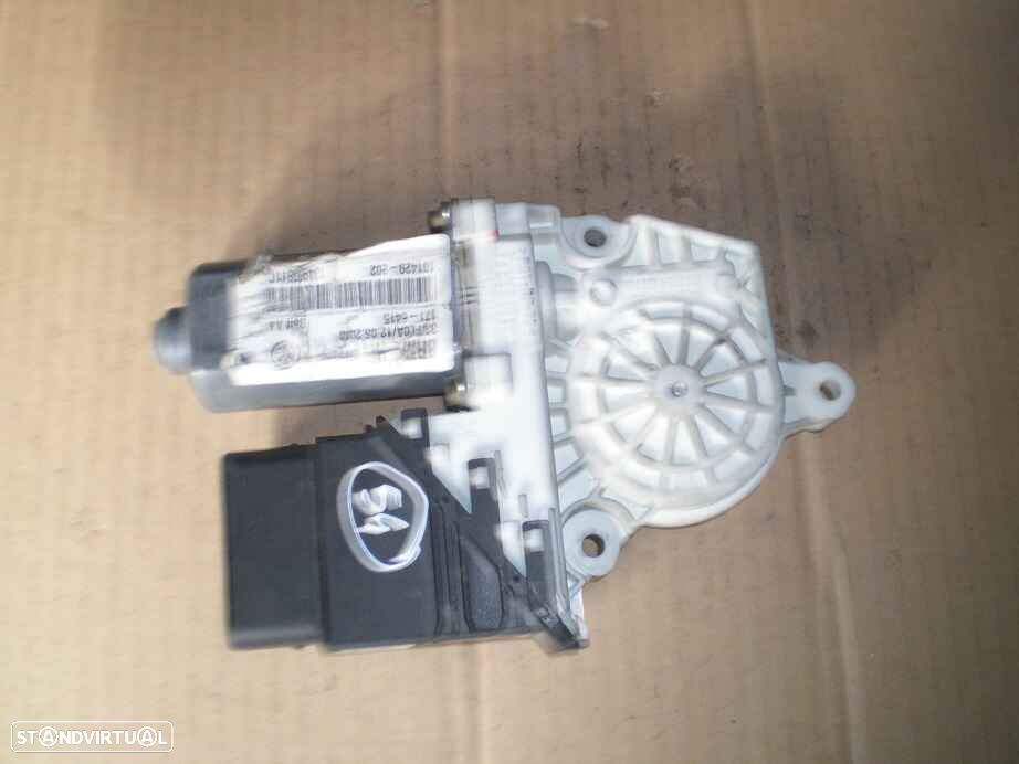 Motor Elevador Vidro 1J4959811C VW GOLF 4 2000 TE VW BORA 2001 1.9 TDI 0P Te - 1