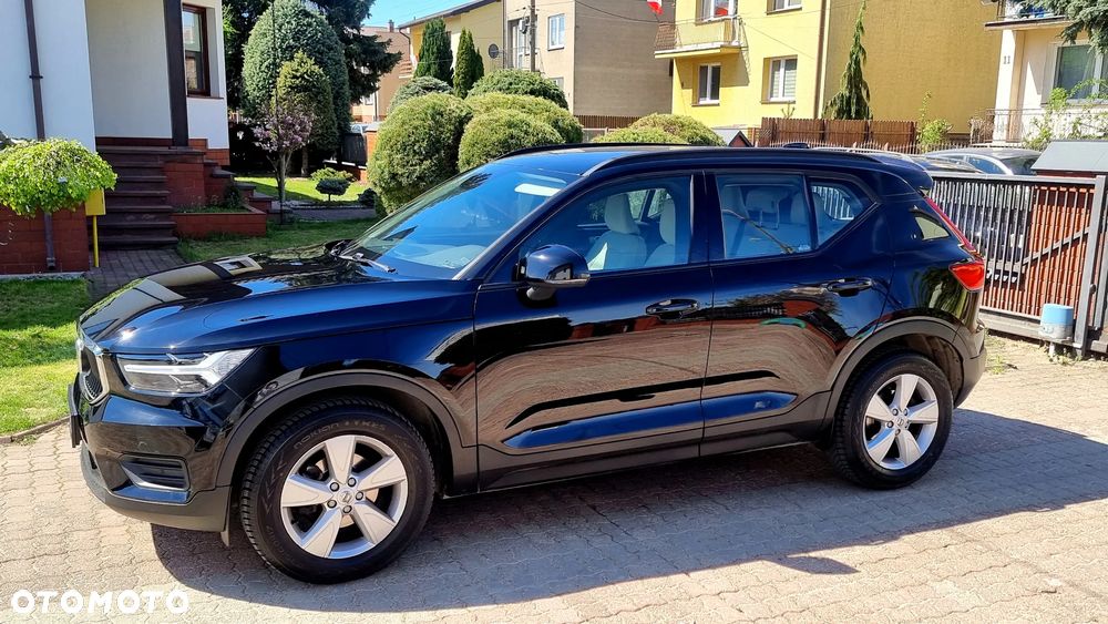 Volvo XC 40 T3 Momentum - 4