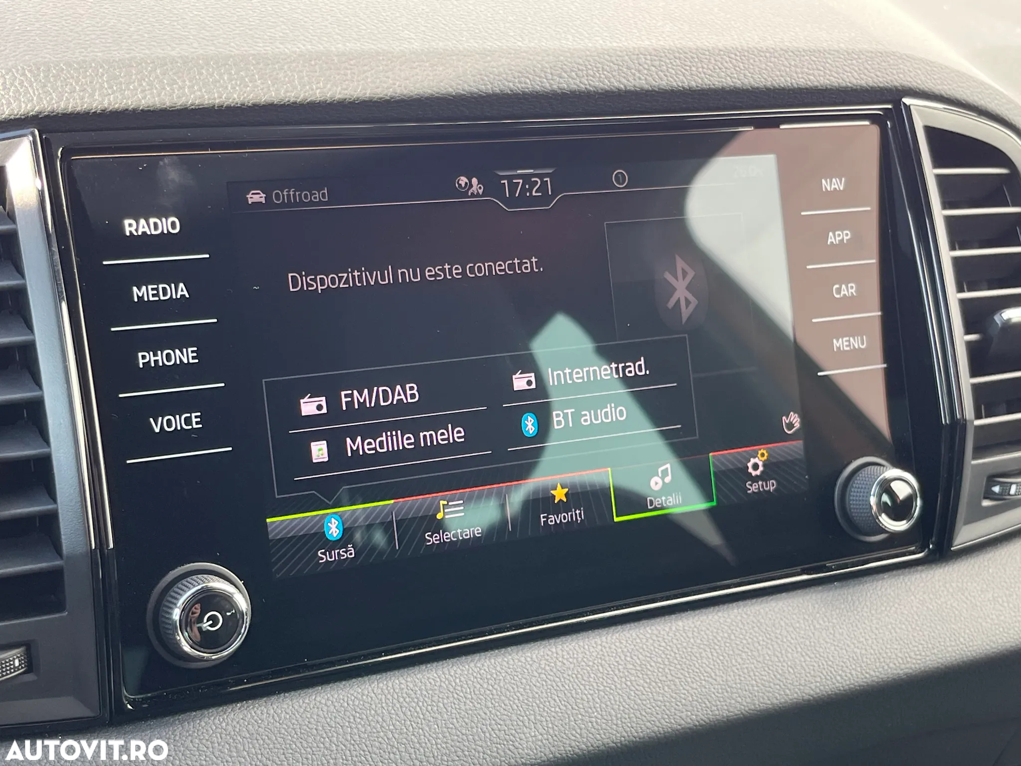 Skoda Karoq 2.0 TDI 4X4 DSG Sportline - 23
