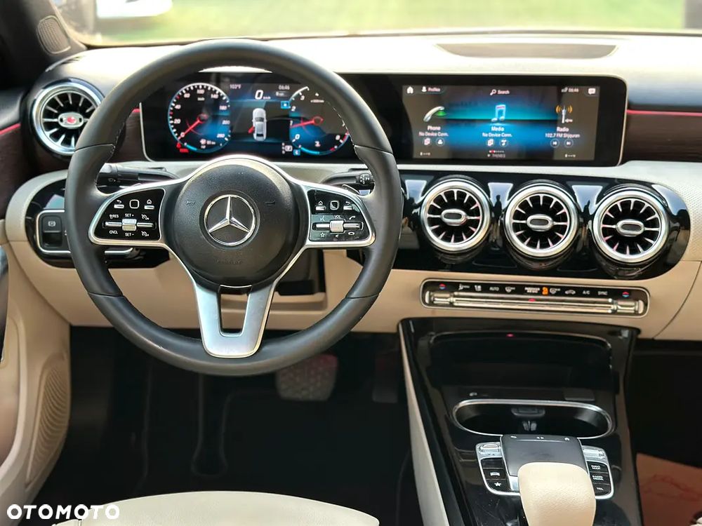 Mercedes-Benz Klasa A 220 7G-DCT AMG Line - 8