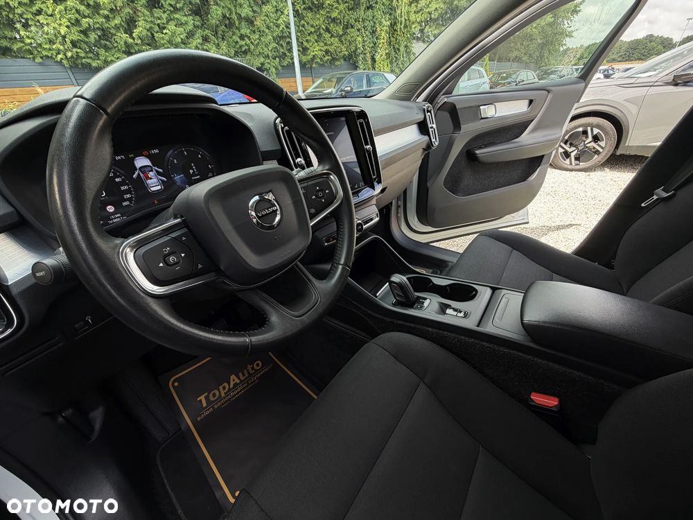 Volvo XC 40 D3 Momentum Pro - 19