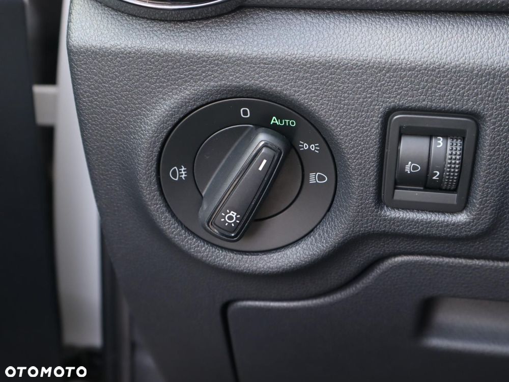 Skoda Fabia 1.0 Ambition - 16