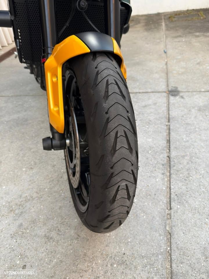 Triumph Trident 660 - 14