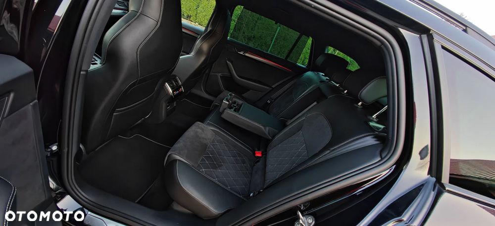 Skoda Superb 1.4 TSI Plug-In Hybrid Sportline DSG - 17