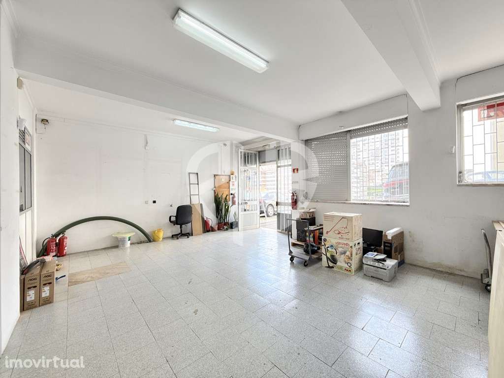 Loja - Armazém // P/Arrendamento Queluz - Grande imagem: 5/24