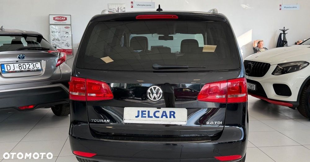 Volkswagen Touran - 6