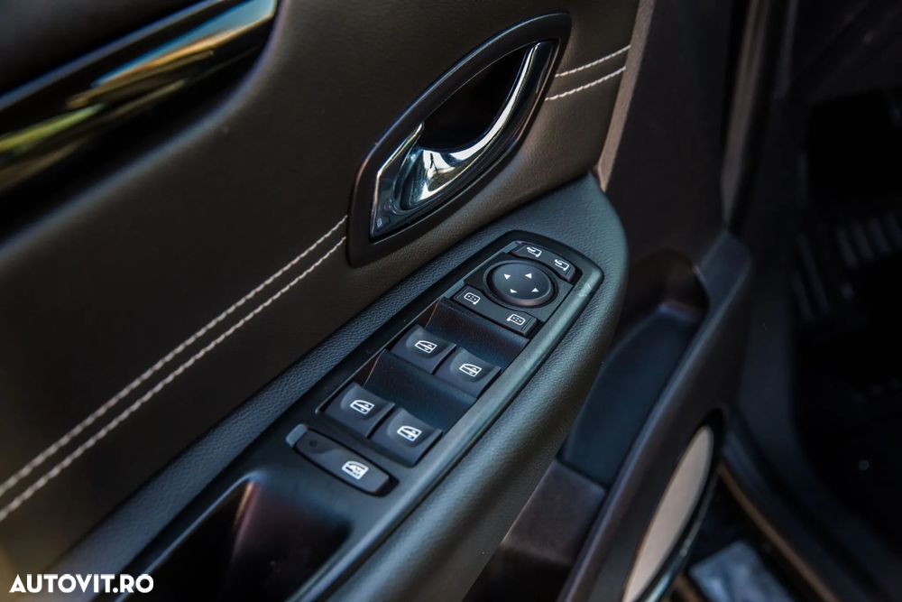 Renault Grand Scenic ENERGY dCi 130 S&S Bose Edition - 31