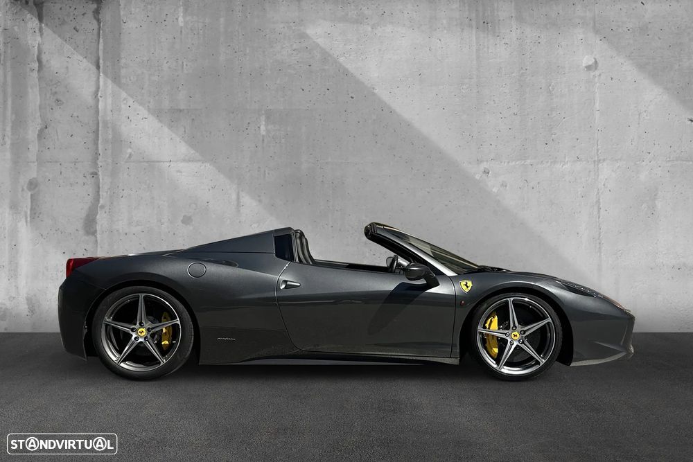 Ferrari 458 Italia Spider - 9
