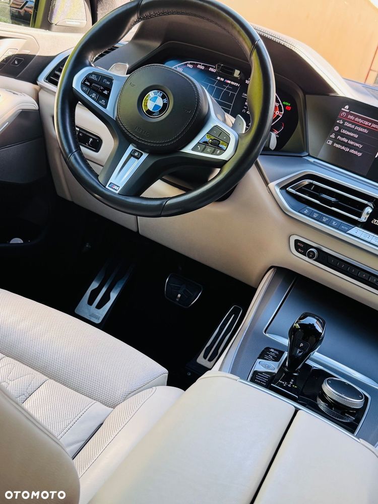 BMW X5 M M50i - 6