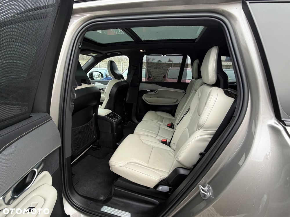 Volvo XC 90 T8 AWD Recharge Ultimate Dark - 31