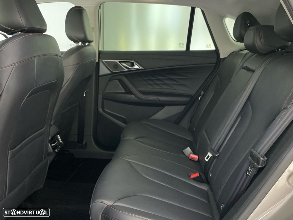 MG HS 1.5 Plug-in Hybrid Luxury - 12