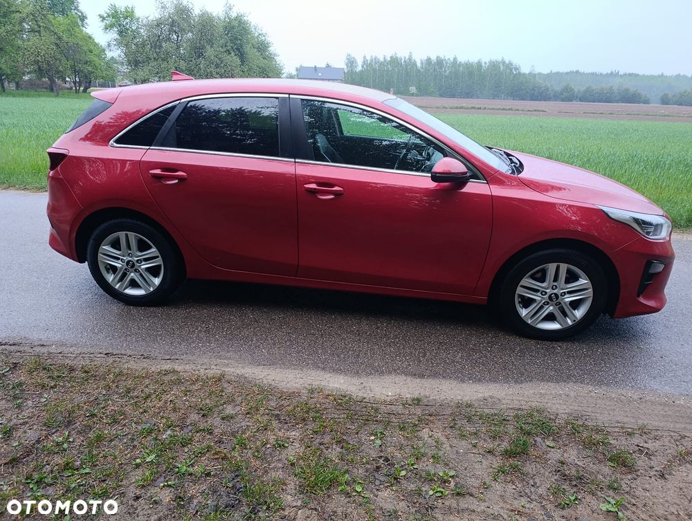 Kia Ceed 1.6 CRDi (48V Mild-Hybrid) Platinum - 8