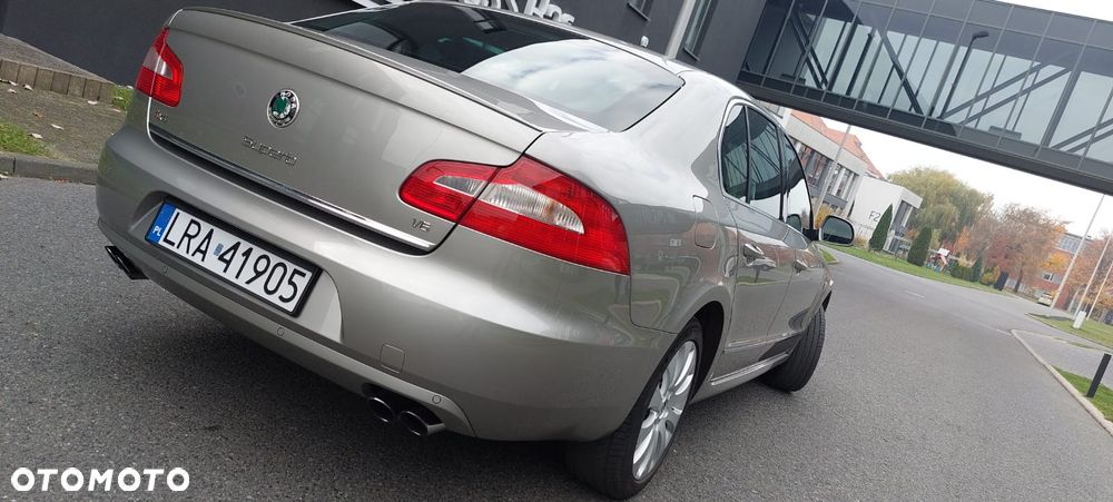 Skoda Superb 3.6 V6 4x4 DSG Elegance - 5