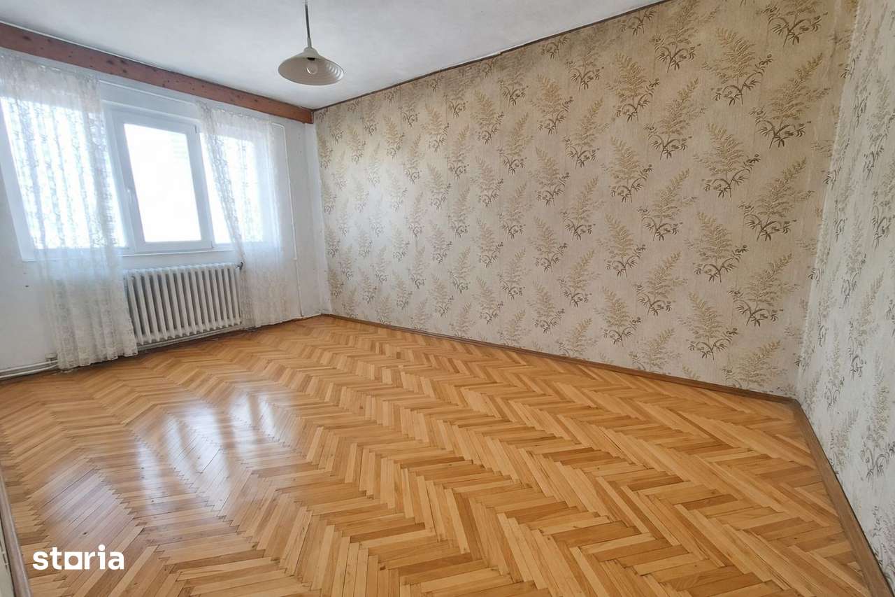 4 camere de vanzare, 81 mp, in Manastur, zona str. G. Alexandrescu — fotografia 1