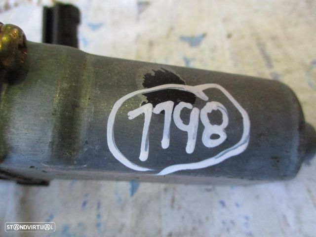 Motor Elevador Vidro 40211111703 CHRYSLER PT CRUISER 2001 FE CHRYSLER PT CRUISER BREAK PHASE 1  2003 2.2CRD 120CV 5P CINZA FE - 2