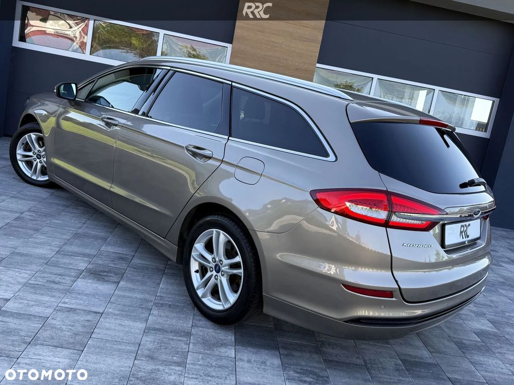 Ford Mondeo 2.0 TDCi Titanium PowerShift - 9