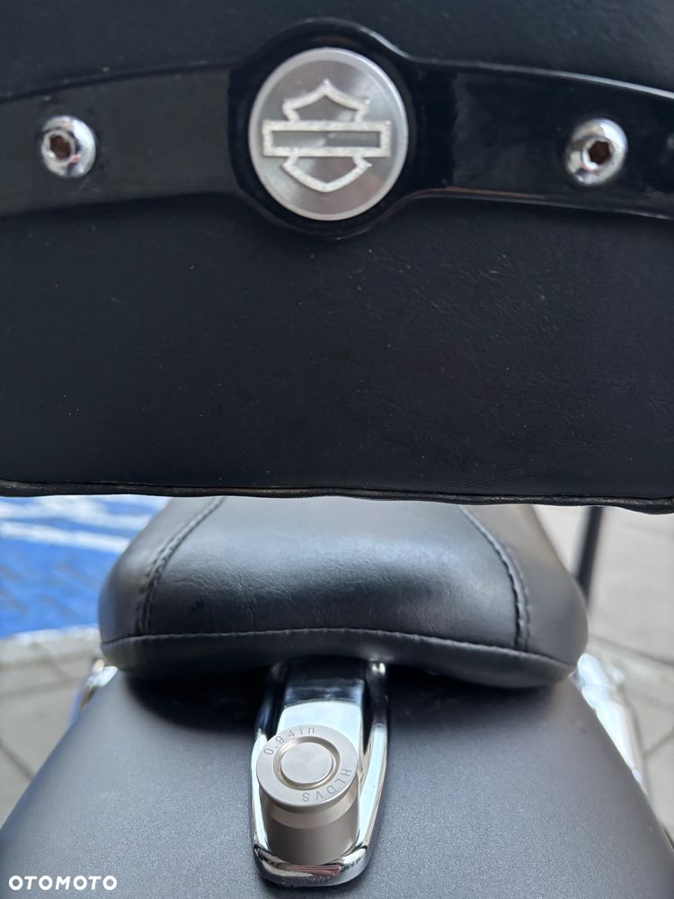 Harley-Davidson Dyna Fat Bob - 9
