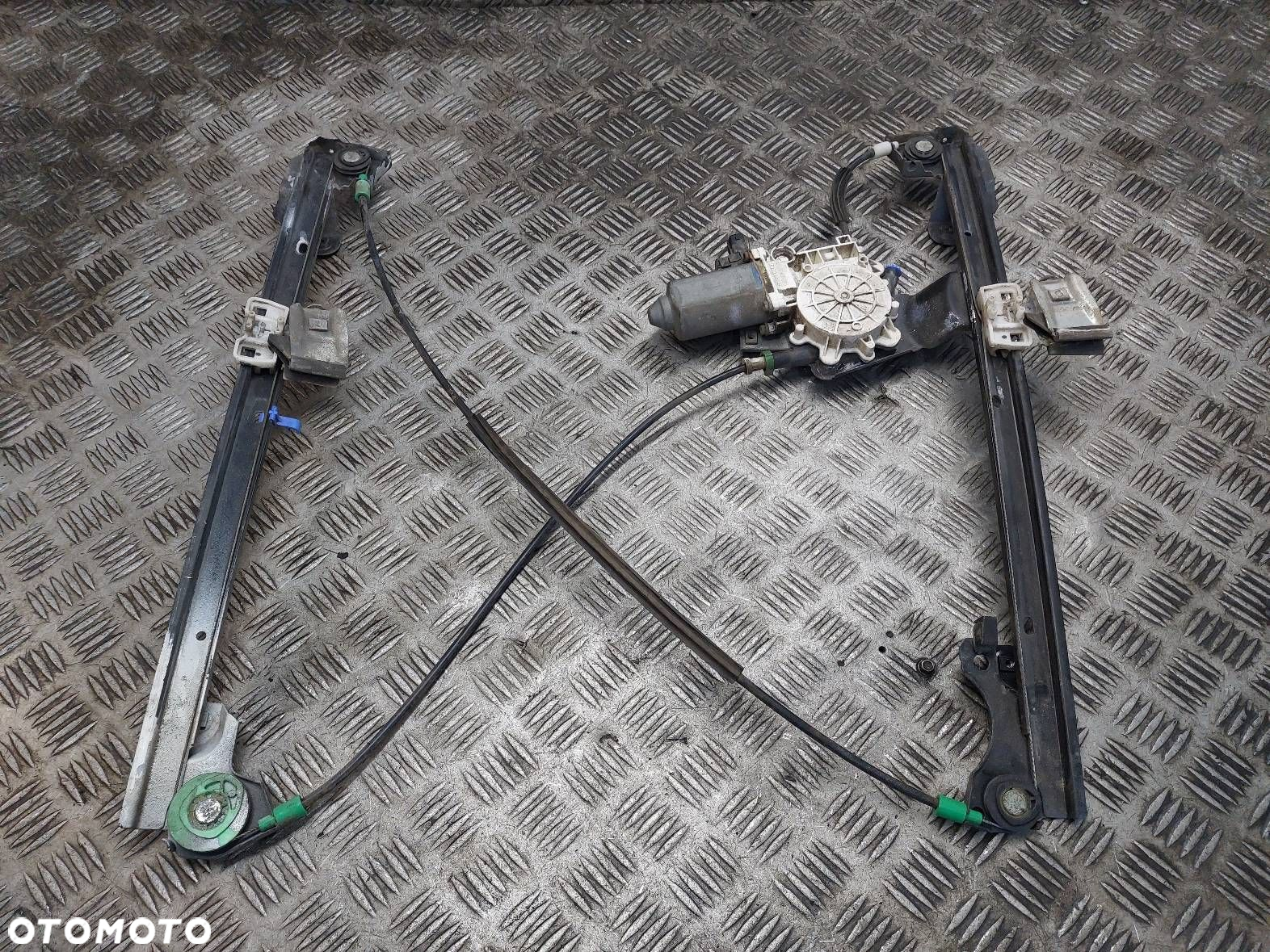 MECHANIZM PODNOŚNIK SZYBY LEWY PRZÓD ELEKTRYCZNY FREELANDER I 5D - 3