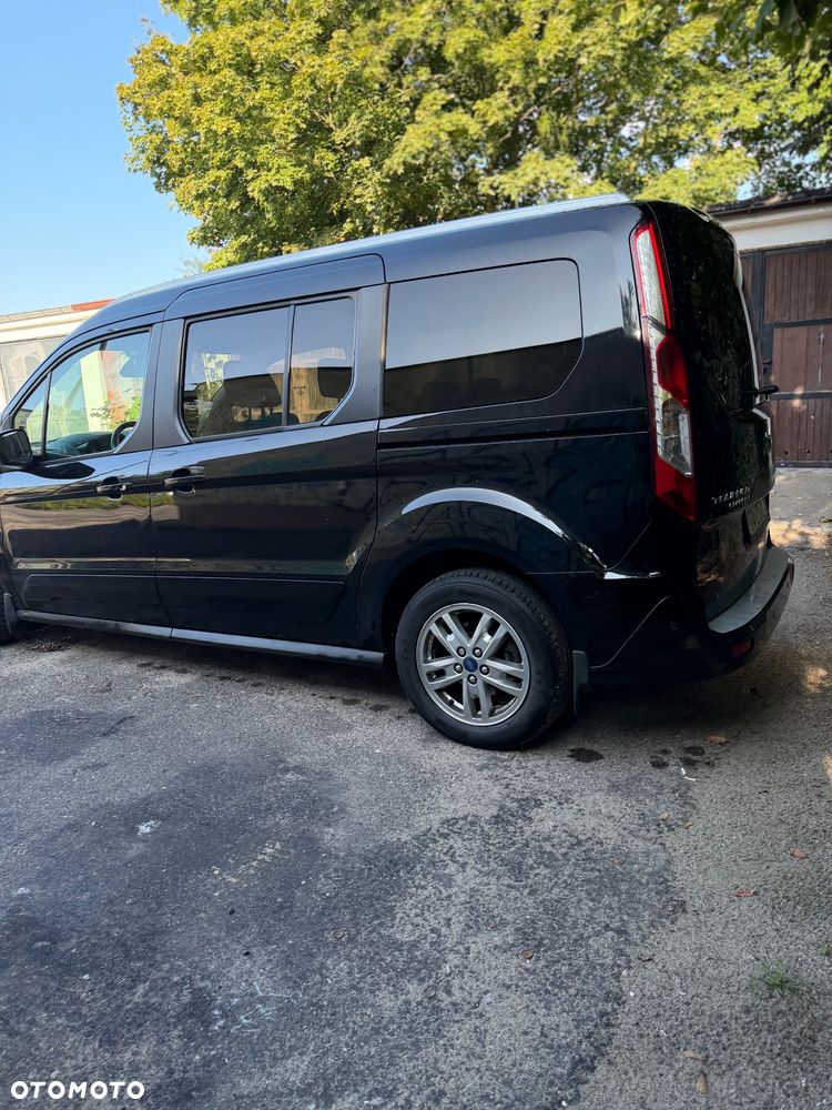 Ford Tourneo Connect - 9