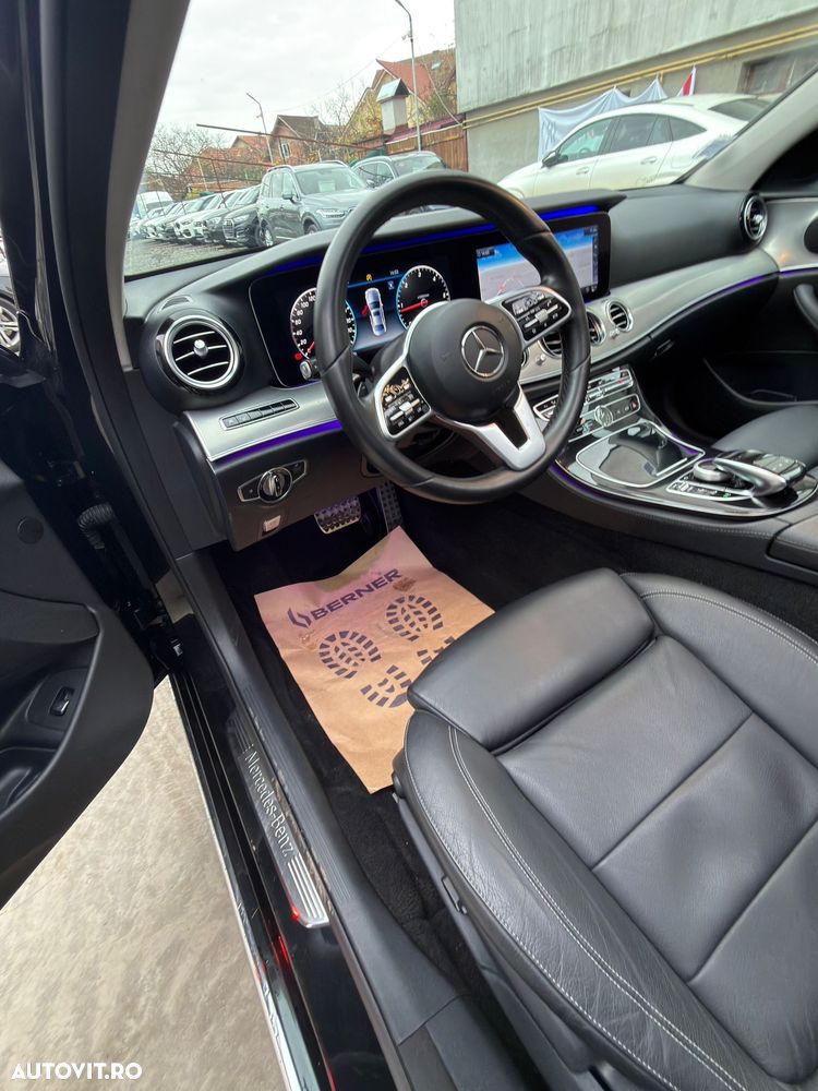 Mercedes-Benz E - 11