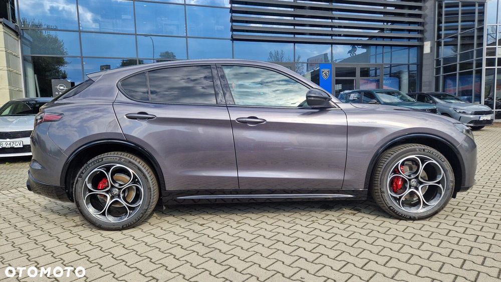 Alfa Romeo Stelvio 2.2 JTDM Veloce Q4 - 4