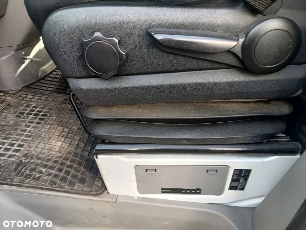 Mercedes-Benz Sprinter max klima hak 3.5 tony - 9