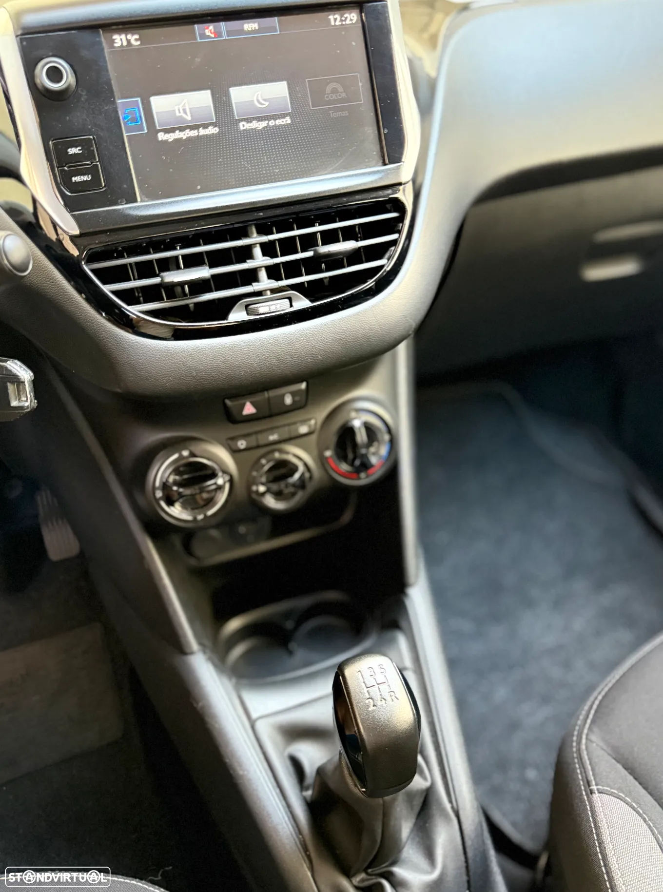 Peugeot 208 1.2 PureTech Allure - 24