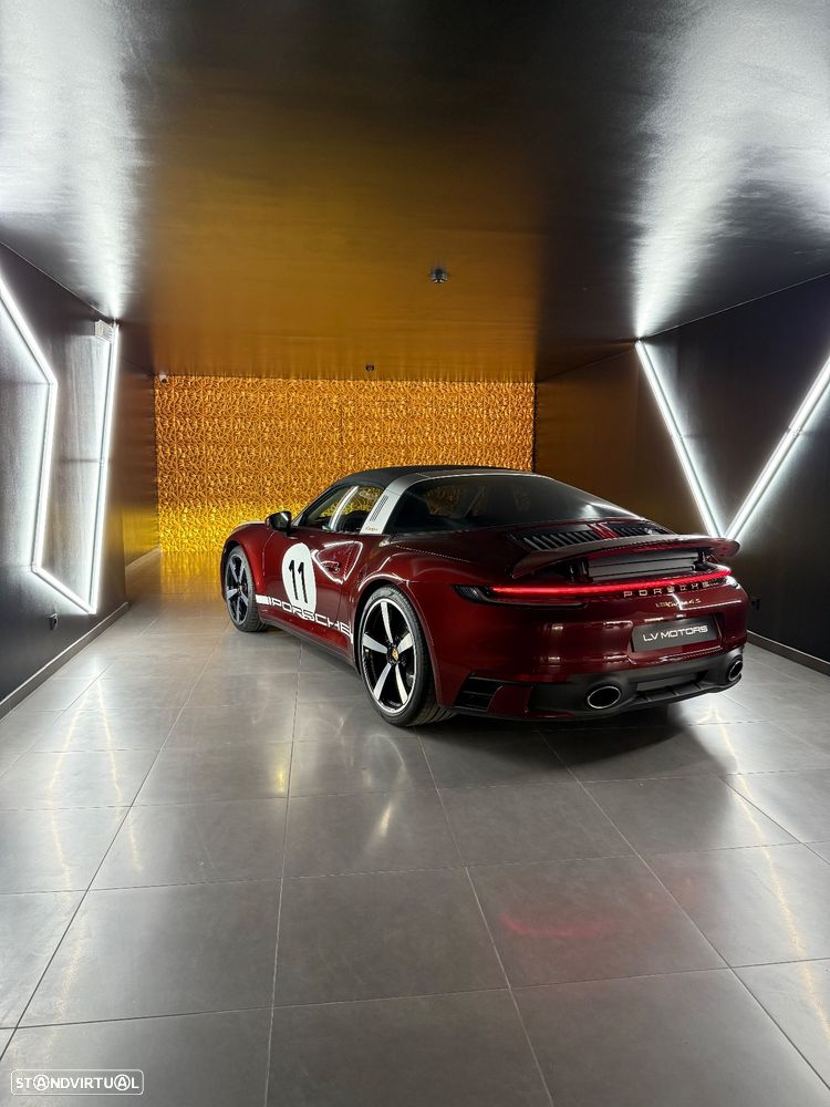 Porsche 911 (992) Targa 4S Heritage Design - 20