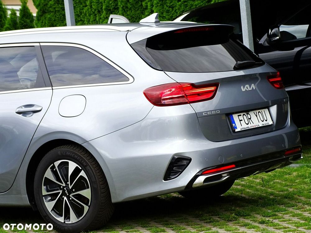 Kia Ceed 1.6 GDI PHEV L Business Line DCT - 10