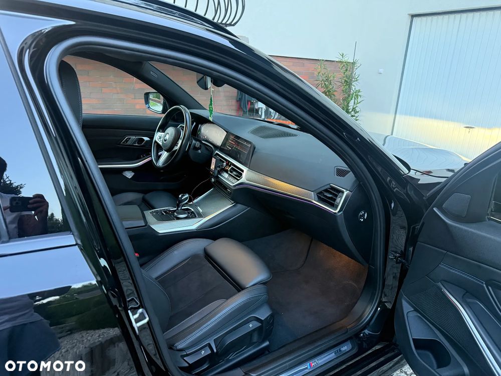 BMW Seria 3 320d xDrive MHEV M Sport sport - 19