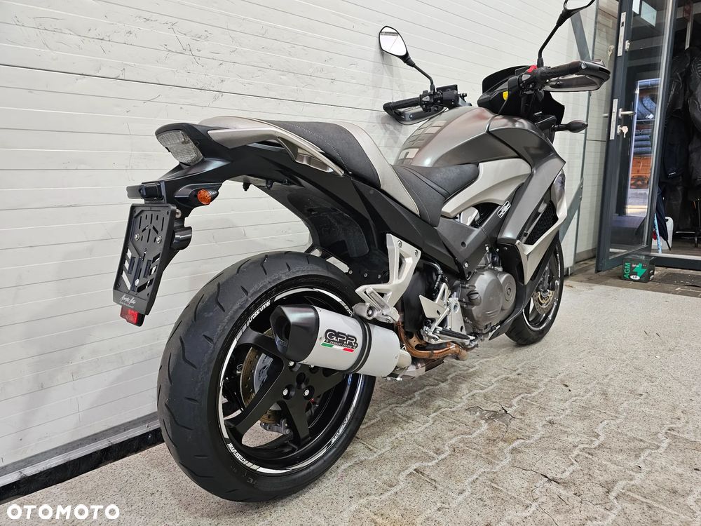 Honda VFR - 20