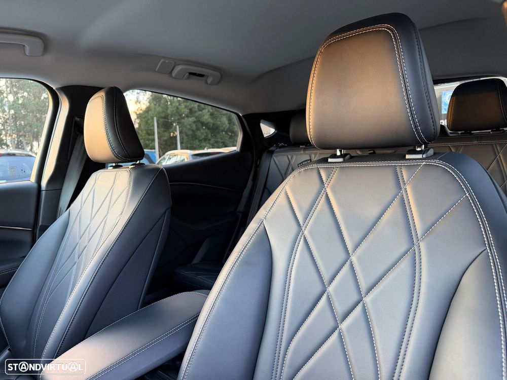 Ford Mustang Mach-E Standard - 17