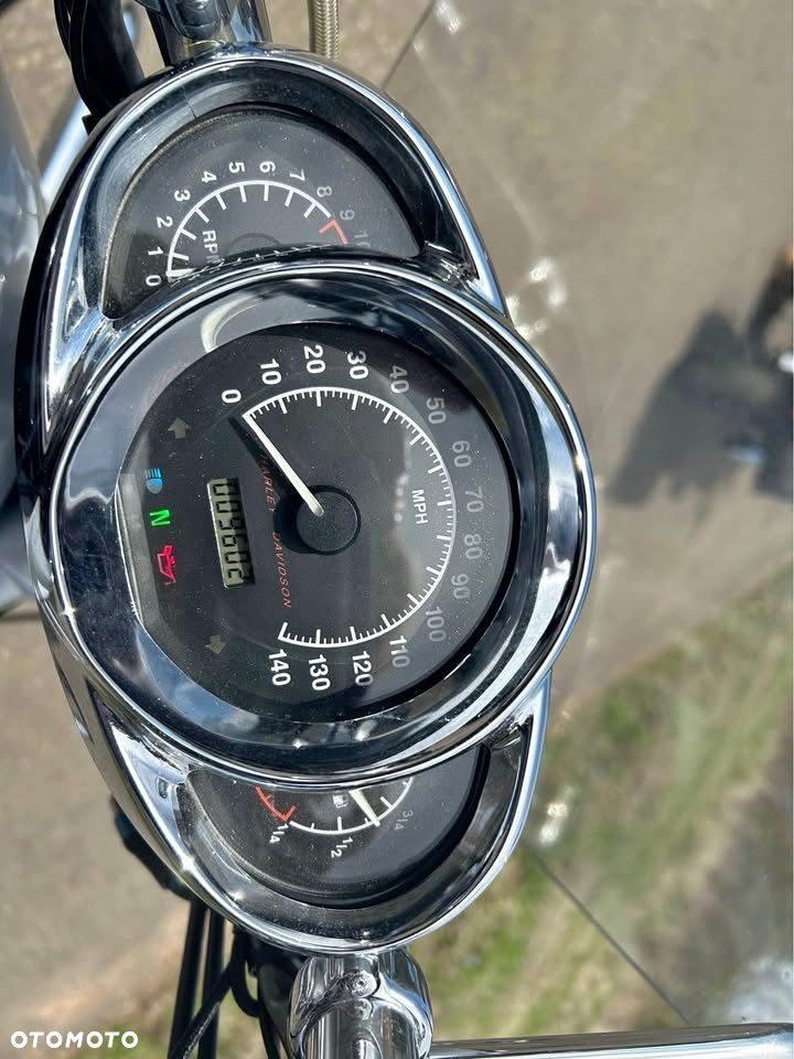 Harley-Davidson V-Rod Street Rod - 10